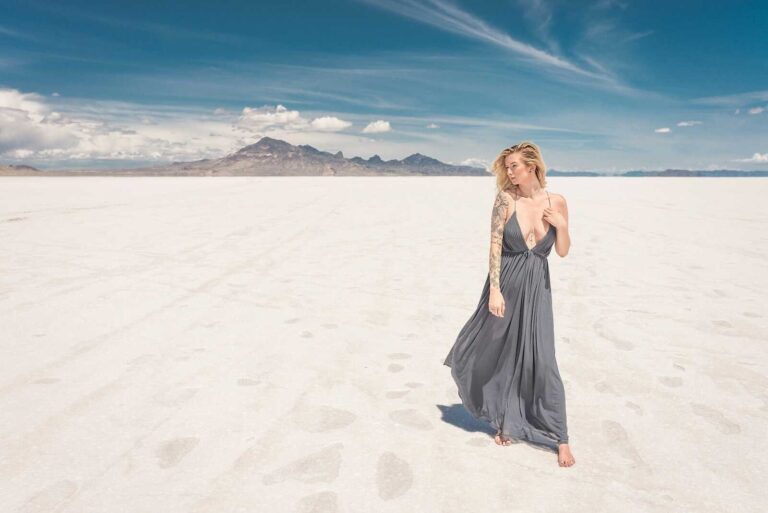 Portrait and Family Photography Guide to the Bonneville Salt Flats in Utah